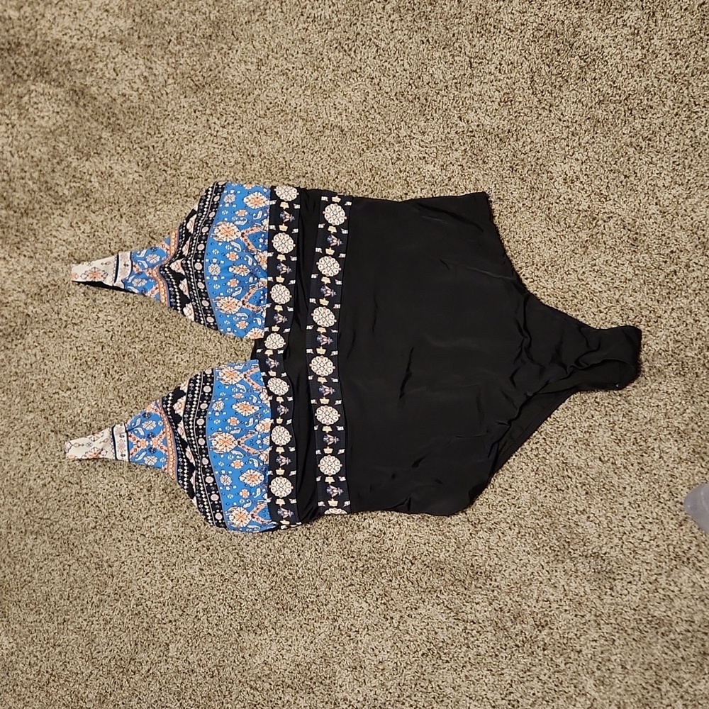 One piece swimsuit